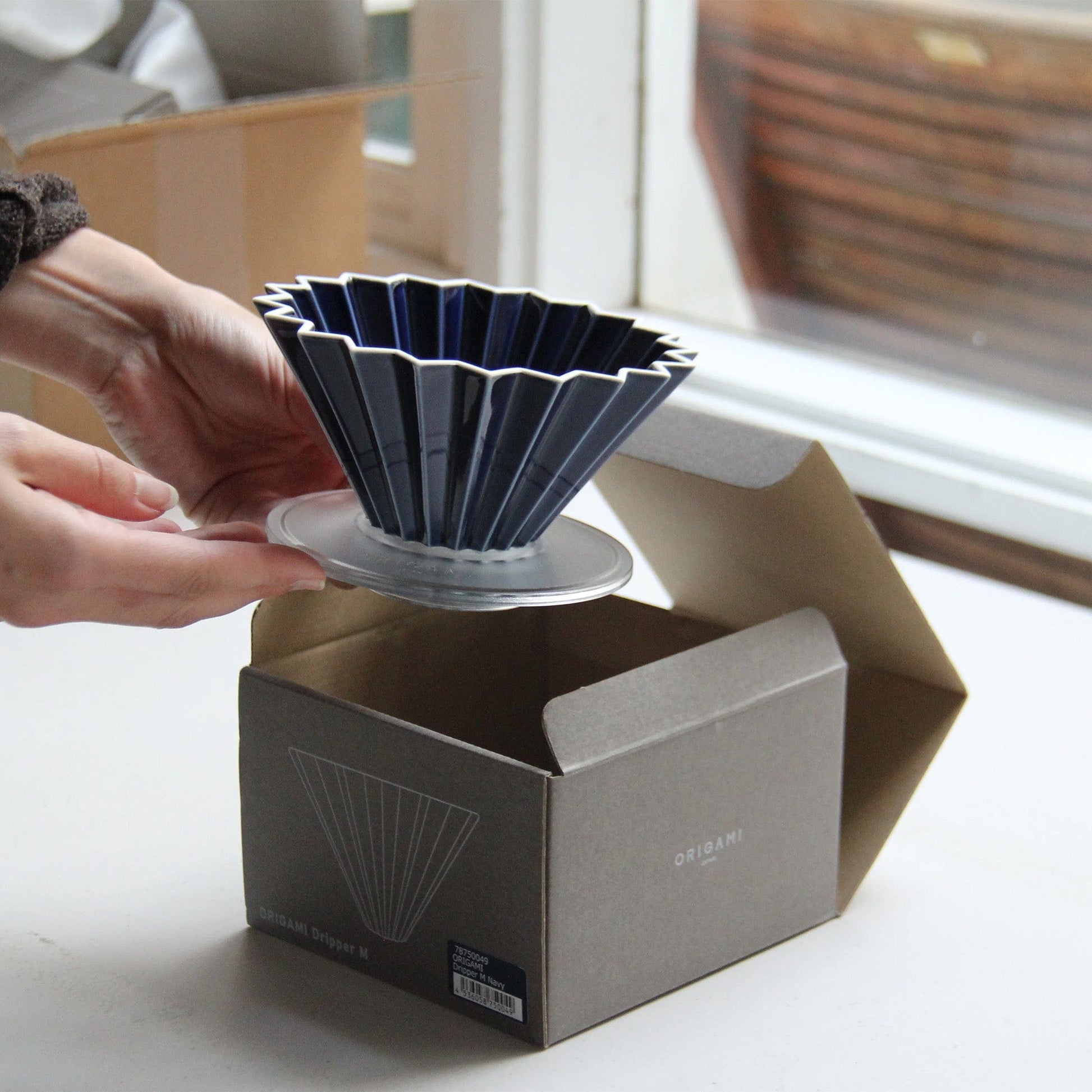 Origami Coffee Dripper with Holder | Medium - Something's Brewing