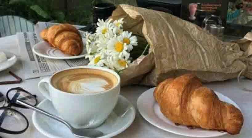 7 Reasons Why Your First Date should be at a Coffee Shop - Something's Brewing