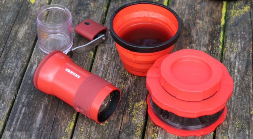 Burr Grinders vs Blade Grinders Which One to Go For - Something's Brewing