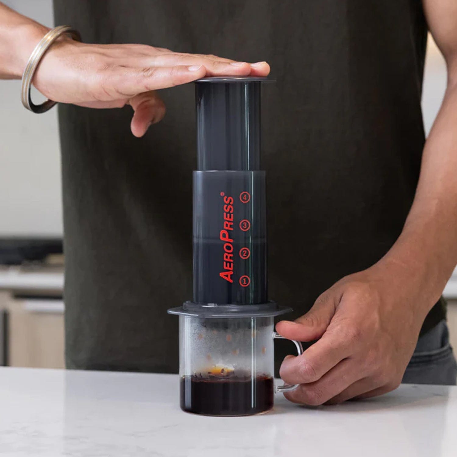 Aeropress - Coffee Maker / Travel Brewer Manual