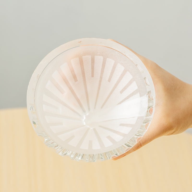 Crystal Eye Brewer Glass Dripper Black holder 600 ml - Something's Brewing