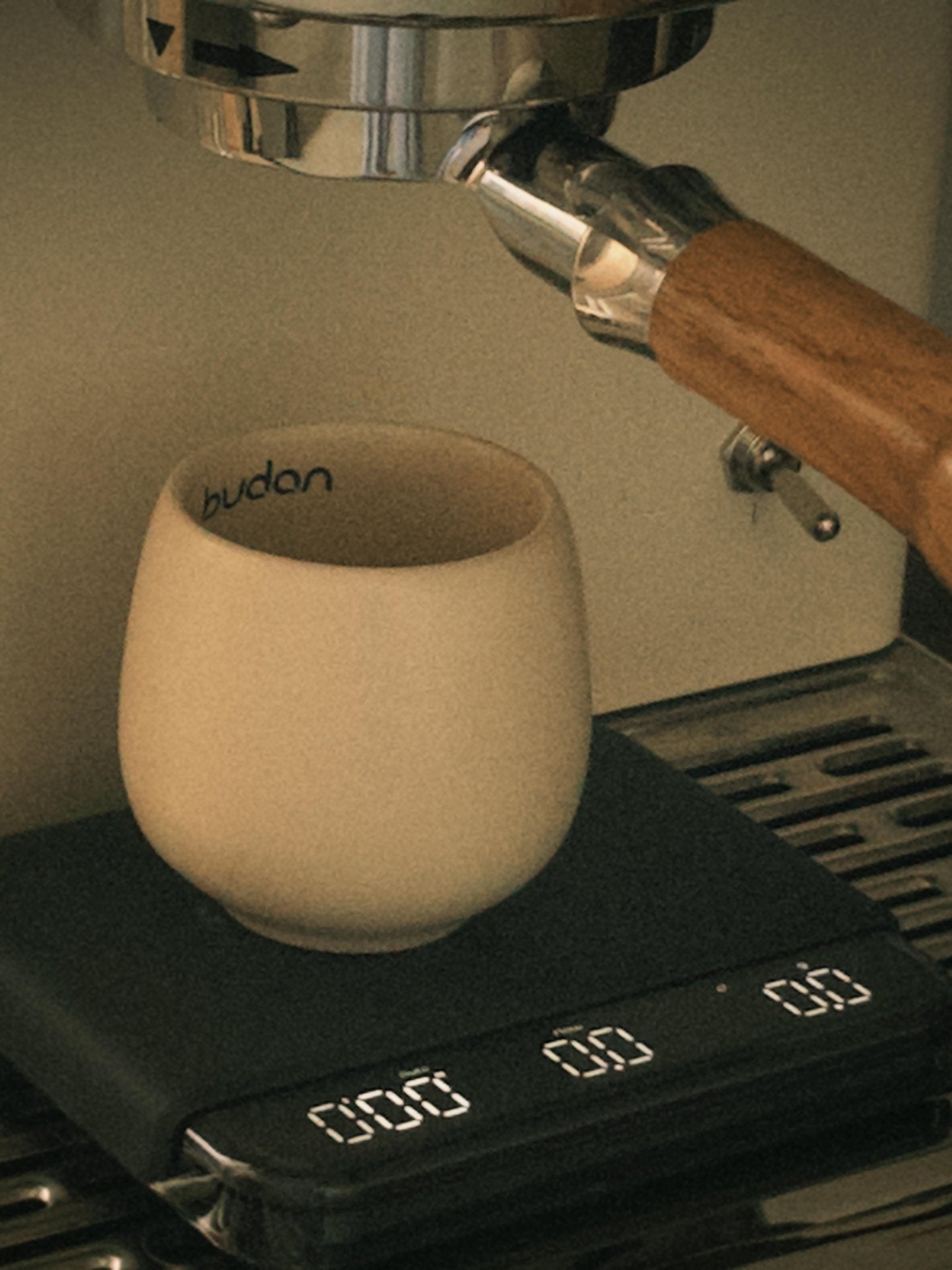 Pebble Handcarafted Ceramic Cup White | Budan - Something's Brewing