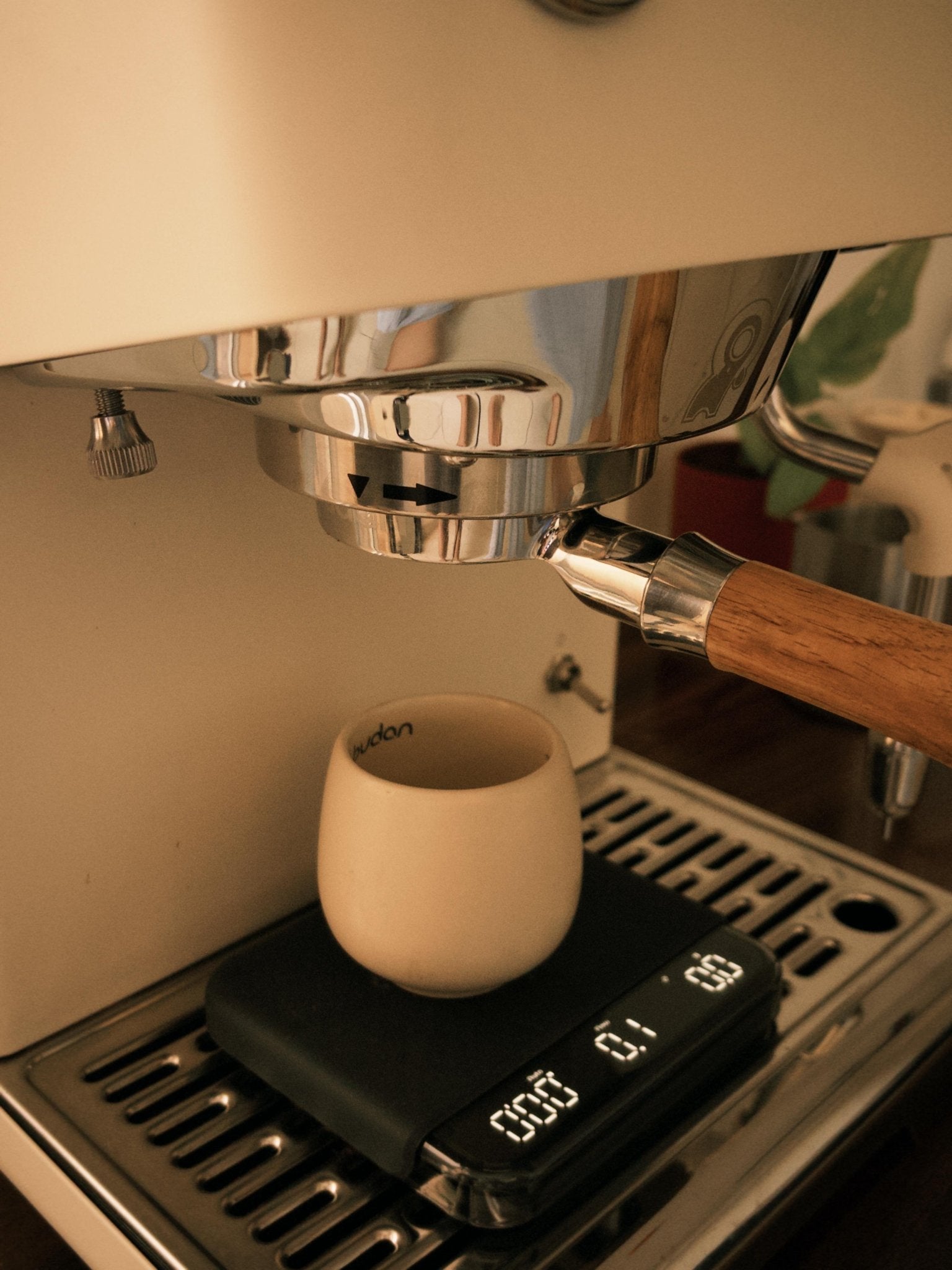 Pebble Handcarafted Ceramic Cup White | Budan - Something's Brewing
