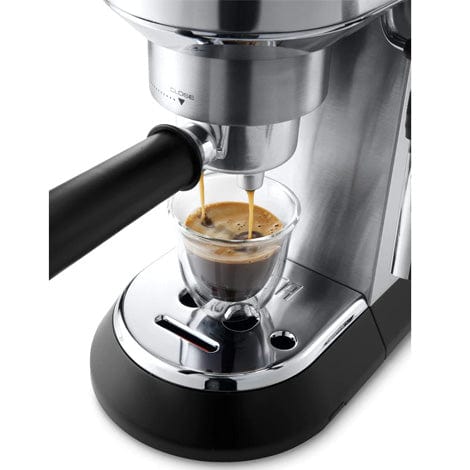 De'Longhi EC685 ブラック エスプレッソマシン DeLonghi EC685.BK Dedica Style Pump Espresso Coffee Machine